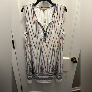 Women’s beautiful new summer dress. Nicely lined, cool and very slimming.